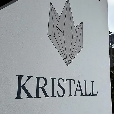 Kristall Nocleg ze śniadaniem 3*