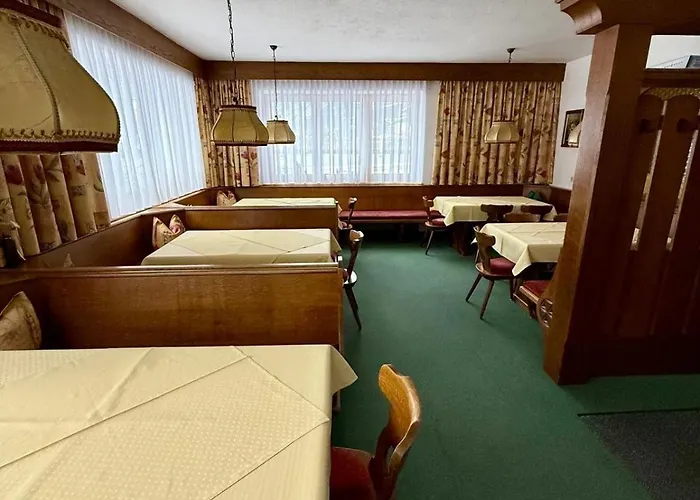 Kristall B&B 플리르쉬